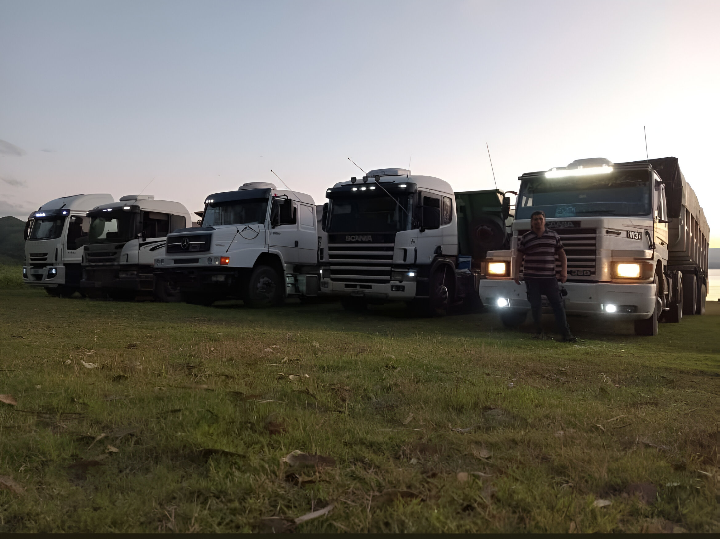 Flota de camiones AgroCargas Escalante